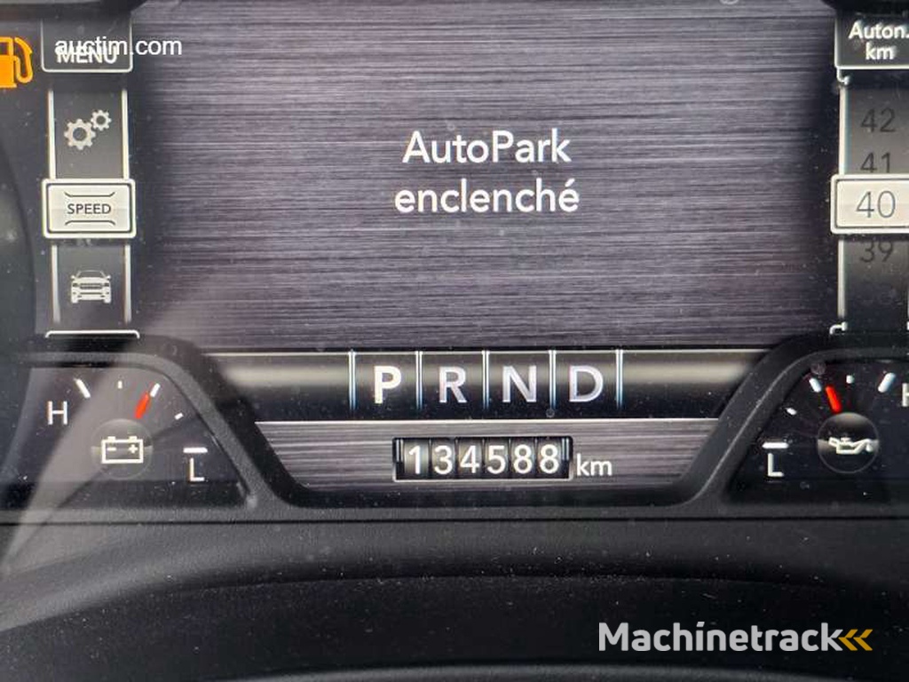 Dodge  RAM 1500 Laramie Crew Cab Night Edition...