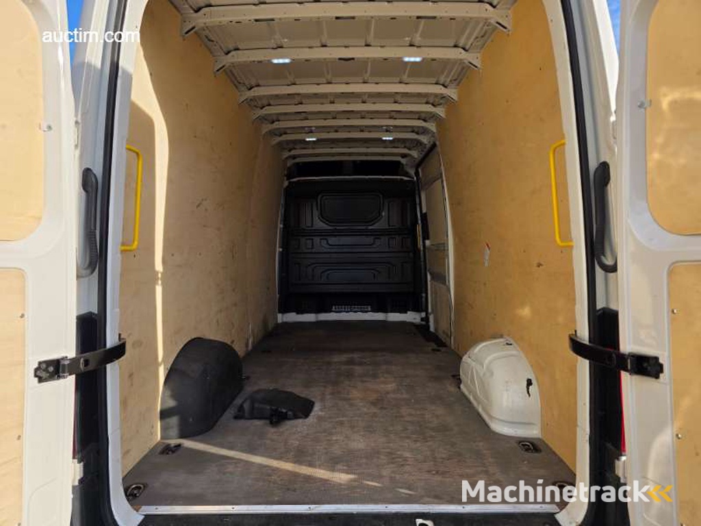 MAN TGE 3.180 2022 Gesloten bestelwagen