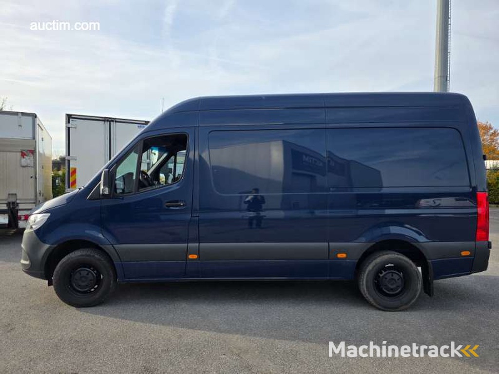Mercedes-Benz Sprinter 319 CDI GB L2  2023...