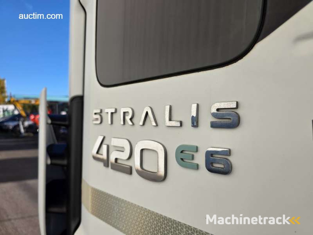 Iveco Stralis 420 Standaard trekker 2014