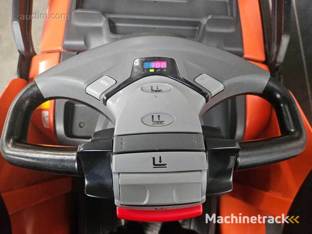 Toyota SPE140L elektrische stapelaar