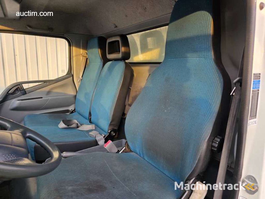 Fuso Canter 3C15 2016 Box Truck