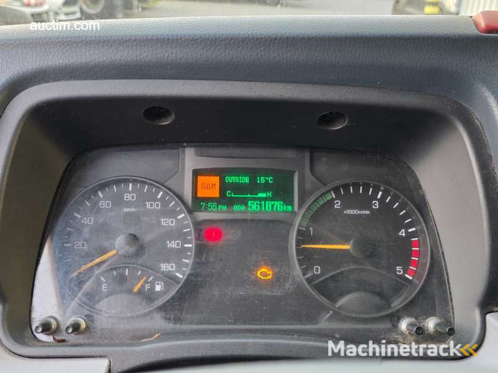 Fuso Canter 3C15 2016 Box Truck