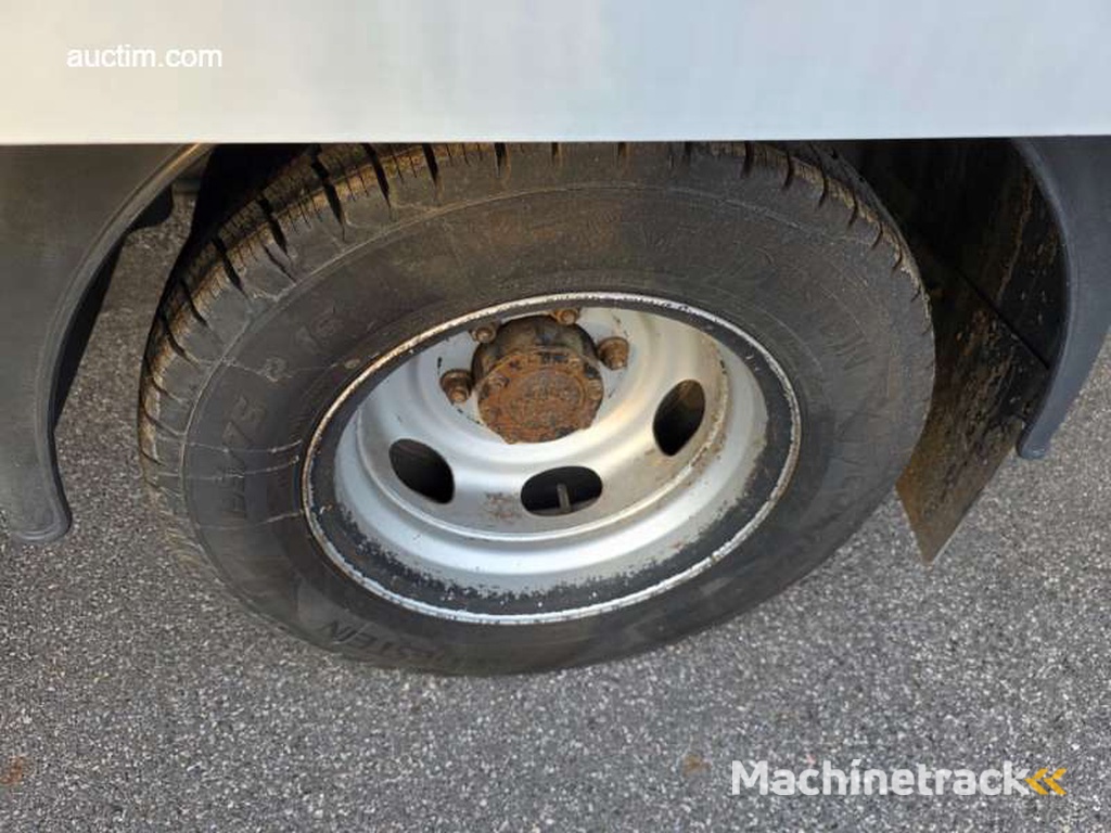 Fuso Canter 3C15 2016 Box Truck