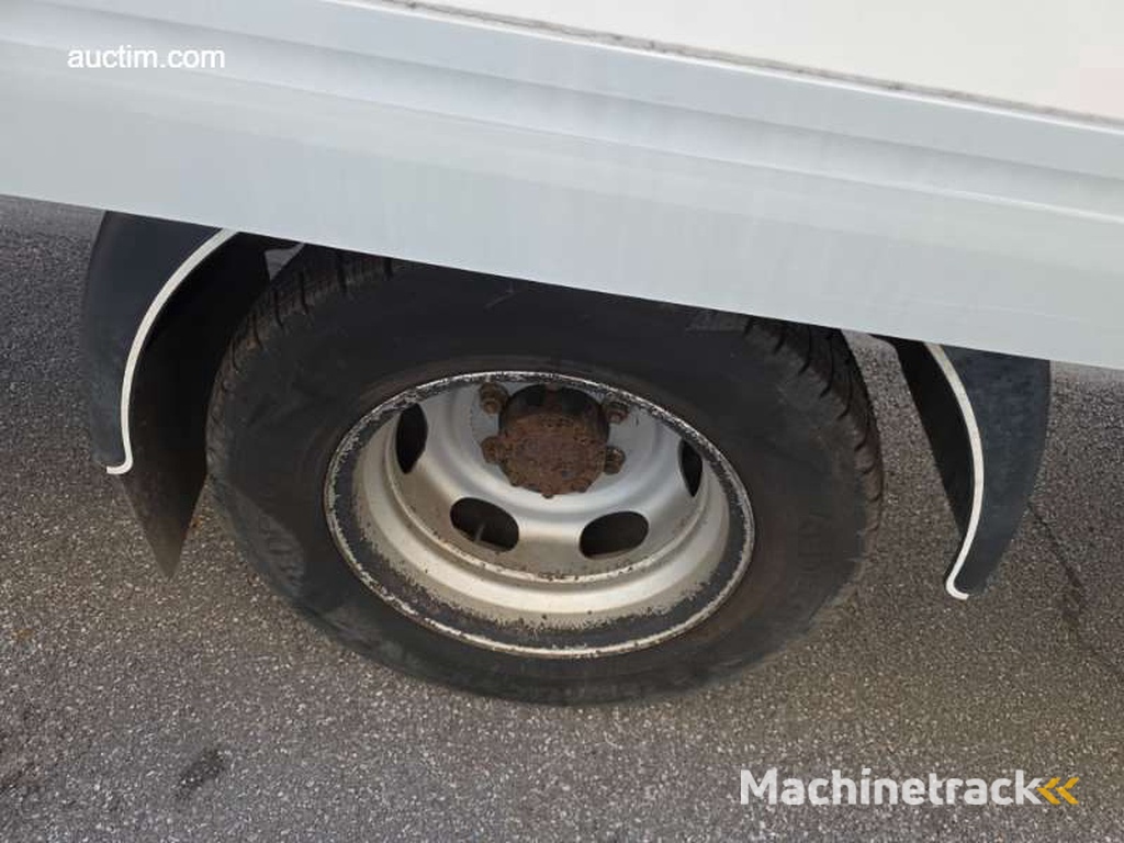 Fuso Canter 3C15 2016 Box Truck