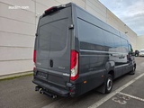 Minituur van Iveco 35S18 Daily HiMatic 2022 Gesloten...