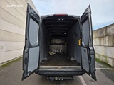 Minituur van Iveco 35S18 Daily HiMatic 2022 Gesloten...