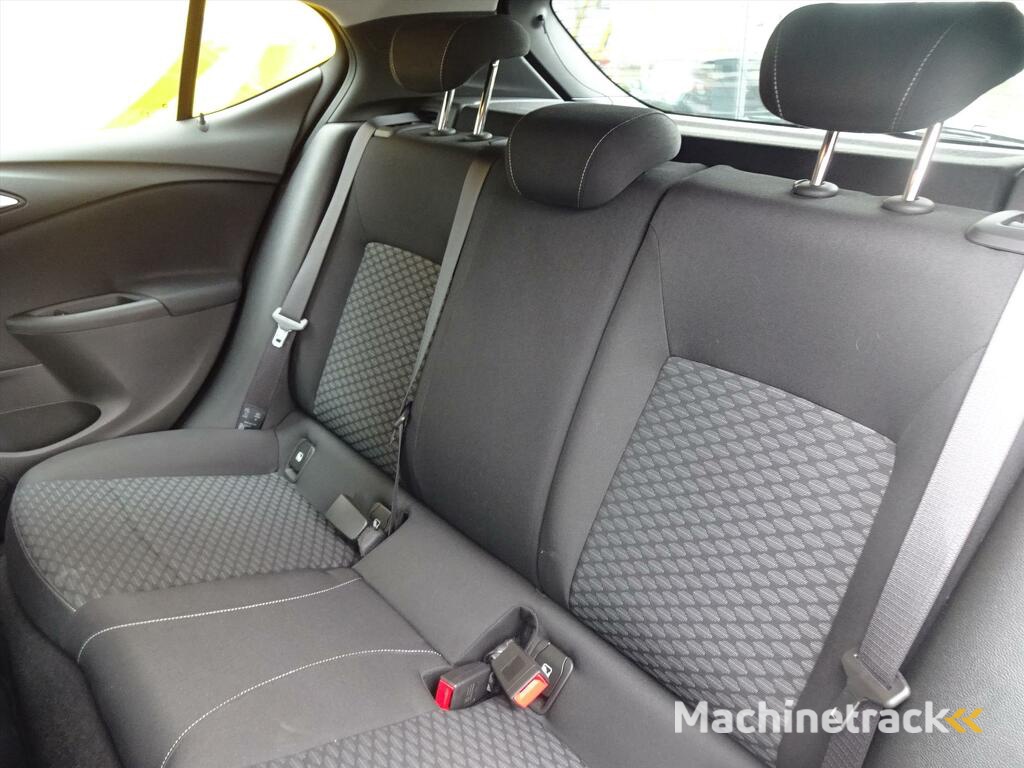 Opel Astra 1.2 Turbo 110 pk Edition 2020 Apple & Android | Bluetooth | Clima | Cruise