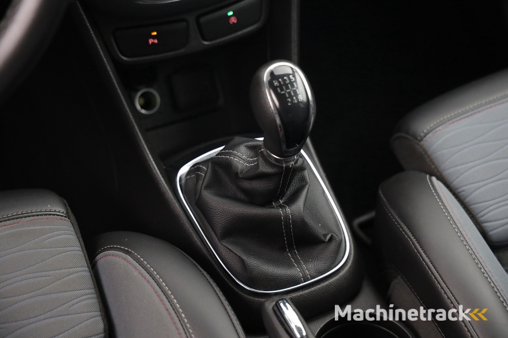 Opel Mokka 1.4 T Cosmo | Navi | Camera | Grootlicht Assist. | DAB | Clima | Cruise