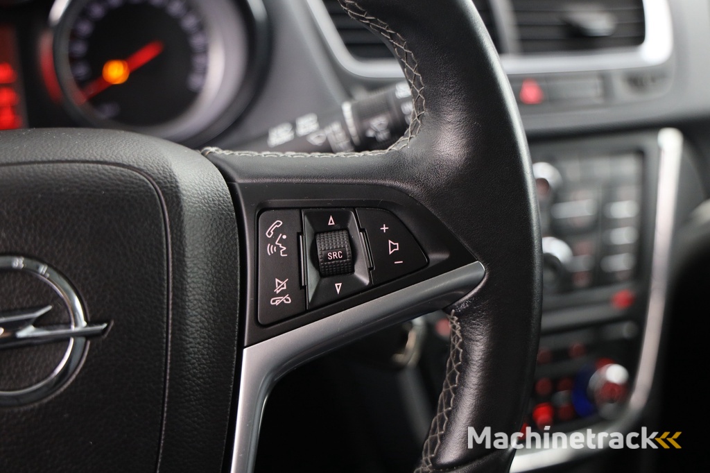 Opel Mokka 1.4 T Cosmo | Navi | Camera | Grootlicht Assist. | DAB | Clima | Cruise