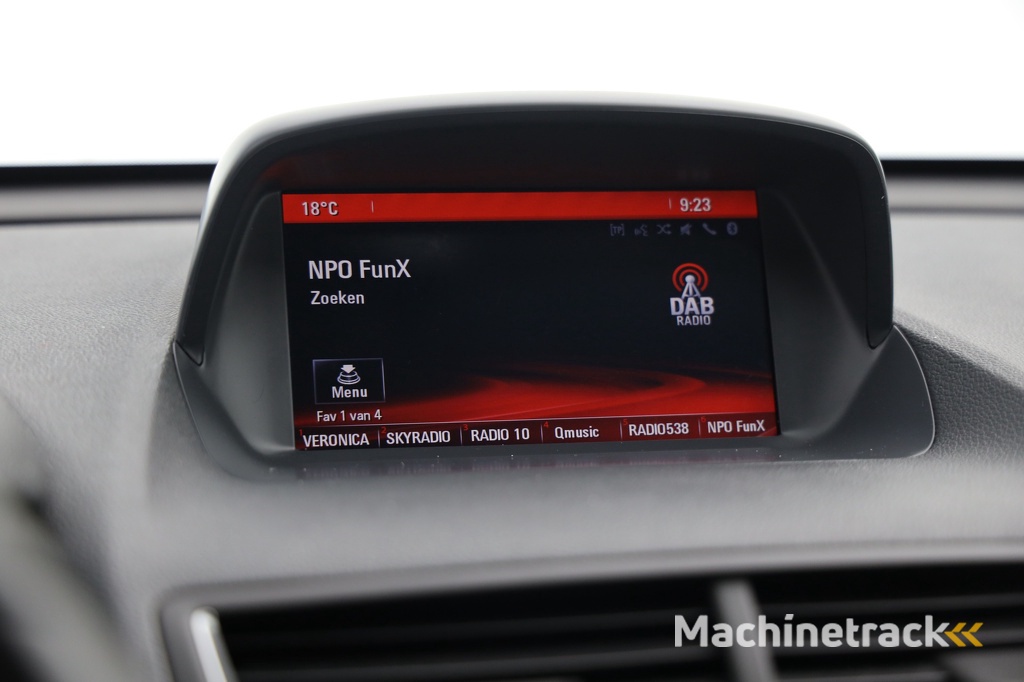 Opel Mokka 1.4 T Cosmo | Navi | Camera | Grootlicht Assist. | DAB | Clima | Cruise