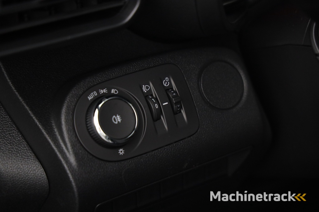 Opel Combo 1.5D L1H1 Edition | 102PK | Edition+ pakket | Navi Pro | Airco | PDC | Voorraad!