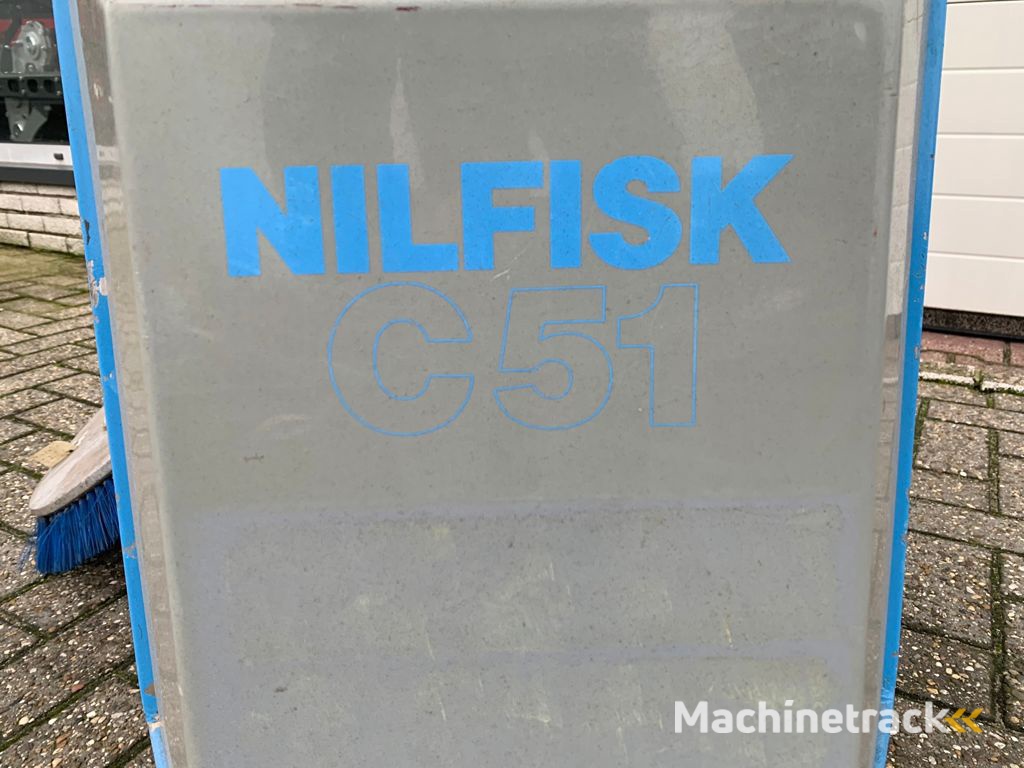 Nilfisk C51 SCHROB-ZUIGMACHINE