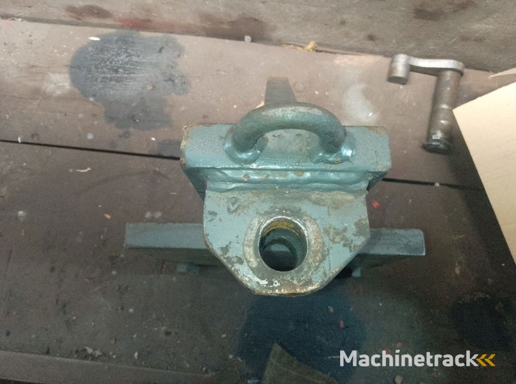 Massey Ferguson TOPDRUKCILINDERSTEUN DYNA-6 SLEDE