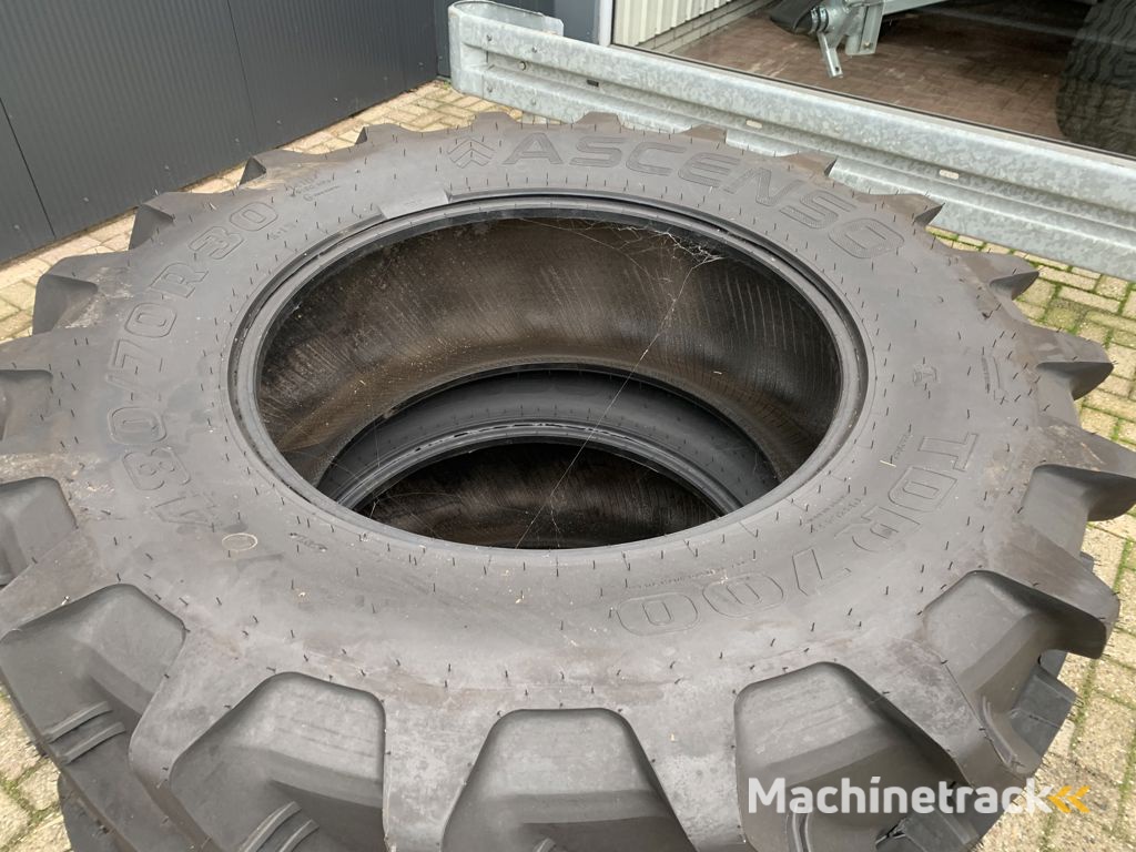 Ascenso 480/70R30 TDR 700
