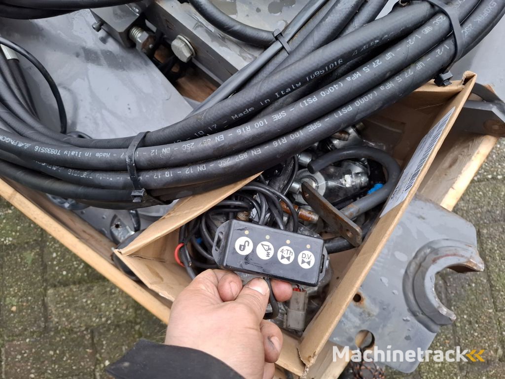 Massey Ferguson AANBOUWDELEN MF 7618