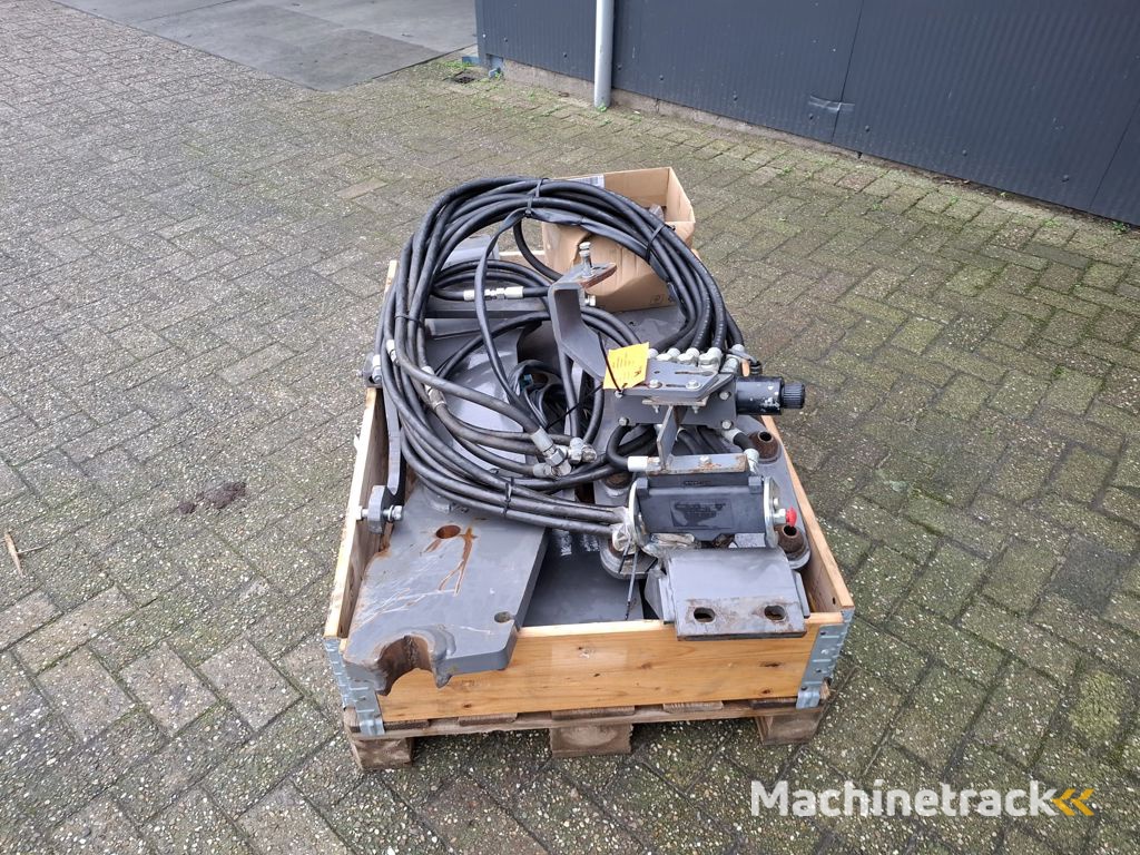 Massey Ferguson AANBOUWDELEN MF 7618