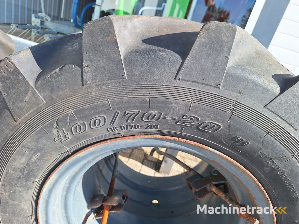 Dunlop 400/70-20 T37