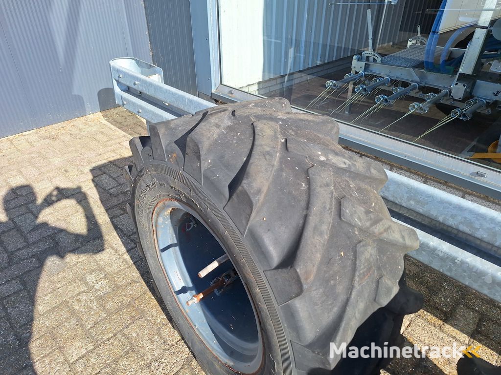 Dunlop 400/70-20 T37