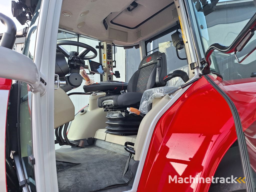 Massey Ferguson 6S.155 DYNA-6 EXCLUSIVE