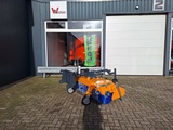 Minituur van Giant PLUS 590-150