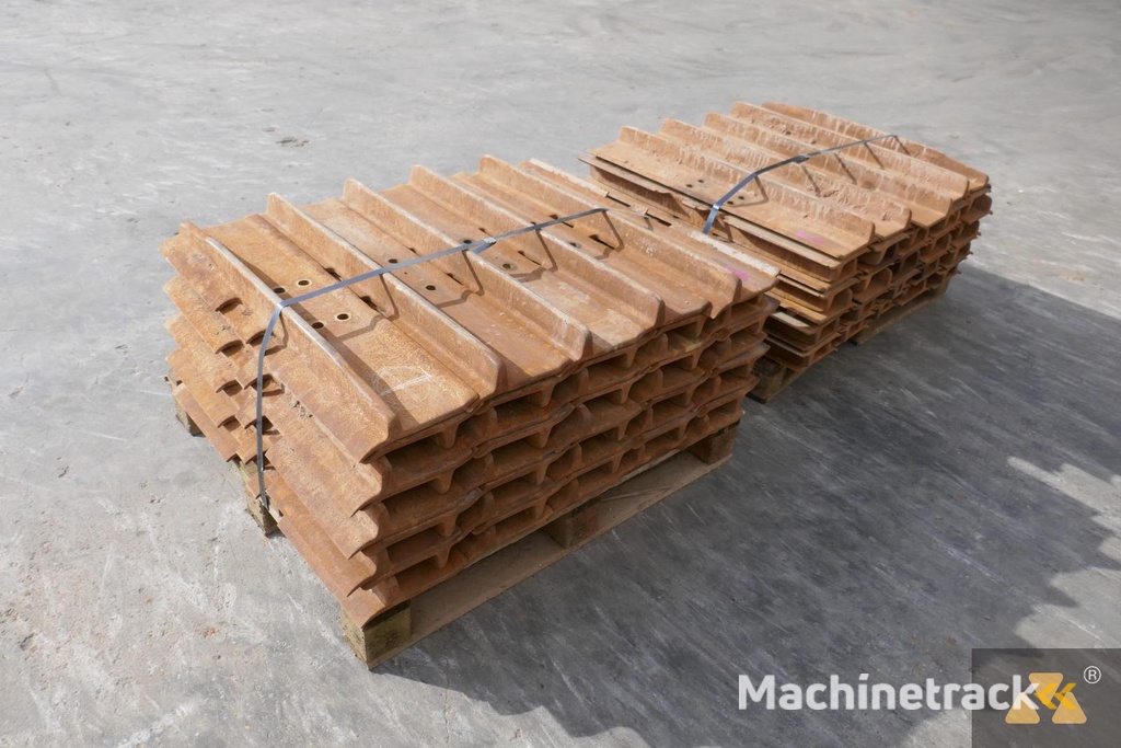 Caterpillar D6T LGP Trackshoes