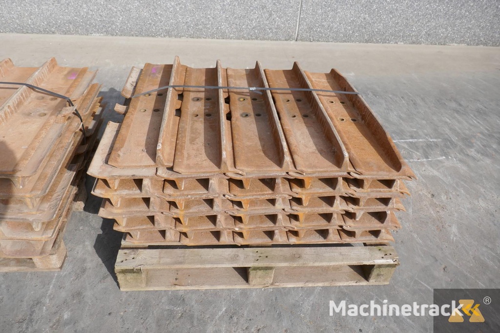 Caterpillar D6T LGP Trackshoes