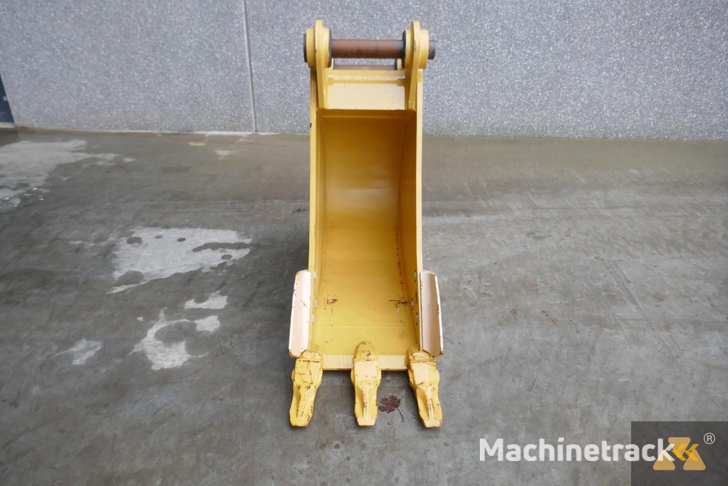 Caterpillar 320 Bucket