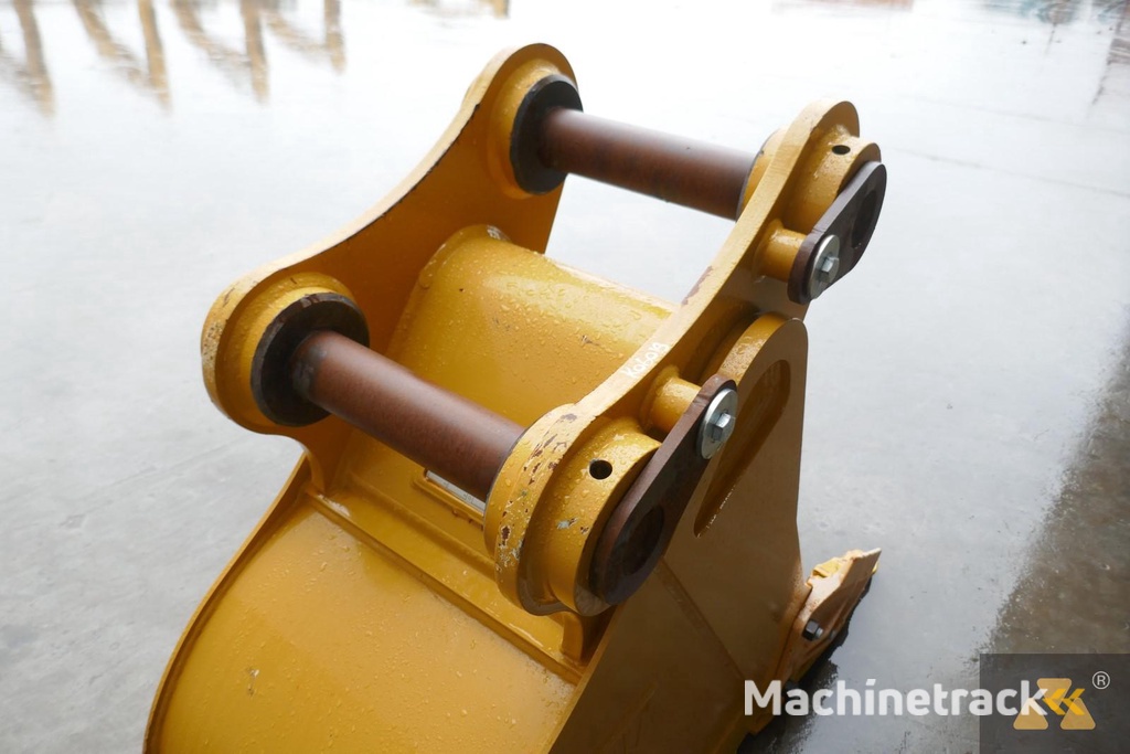 Caterpillar 320 Bucket