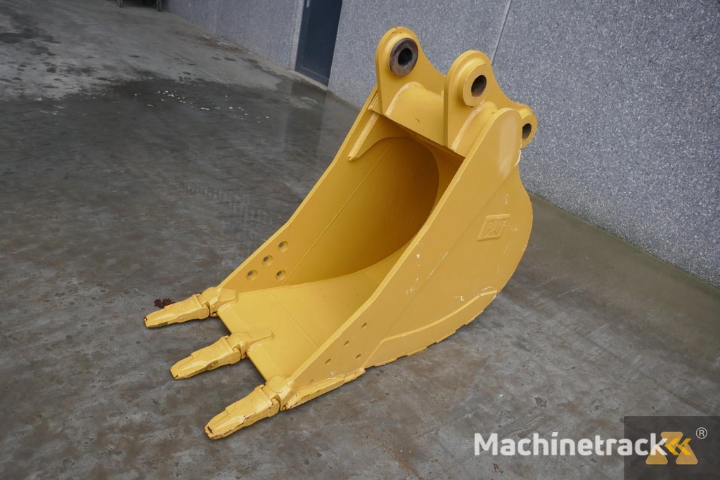 Caterpillar 320 Bucket