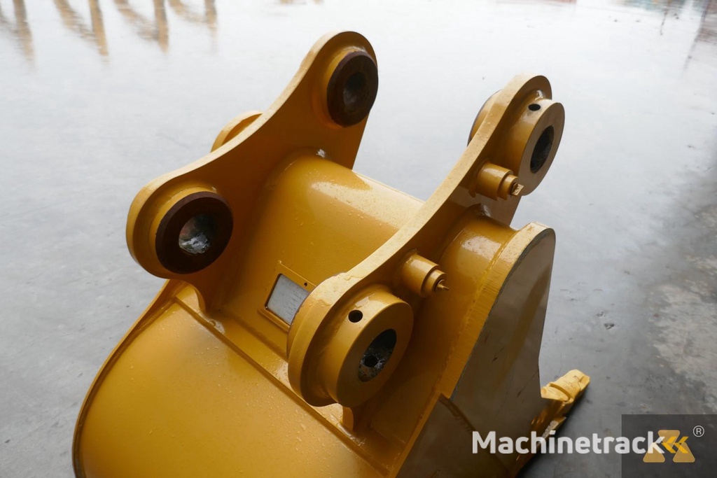 Caterpillar 320 Bucket