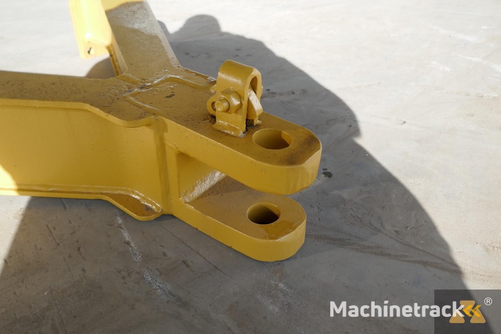 Caterpillar D6 Drawbar