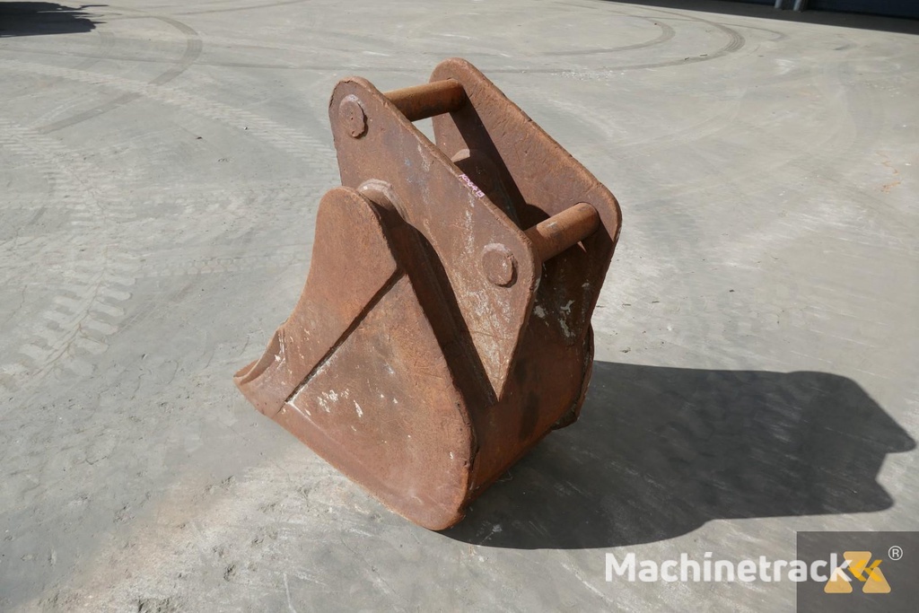 Caterpillar 320 Bucket