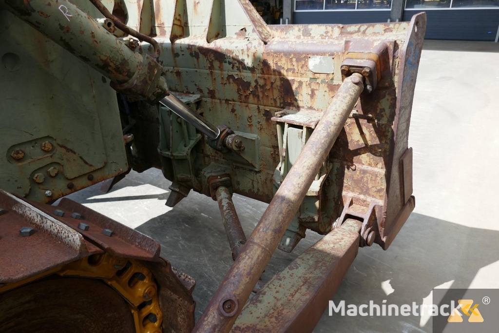 Caterpillar D7F Ex-army