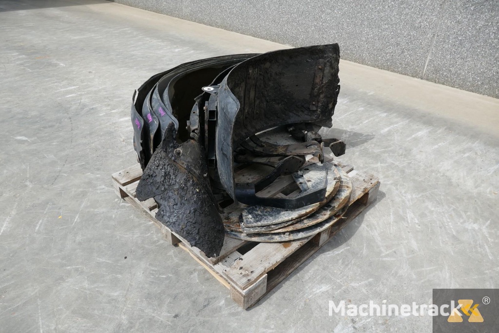 Caterpillar 140M Fender set