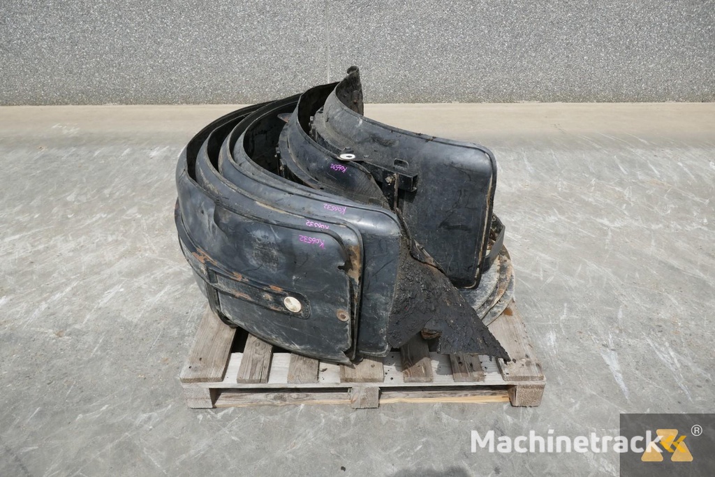 Caterpillar 140M Fender set