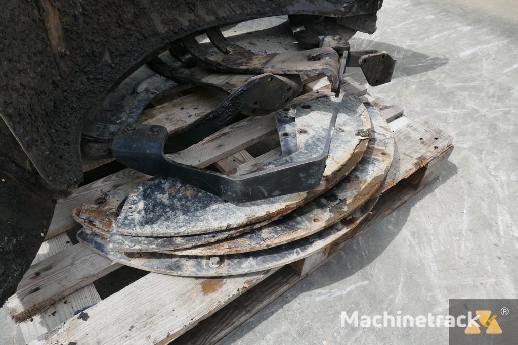 Caterpillar 140M Fender set