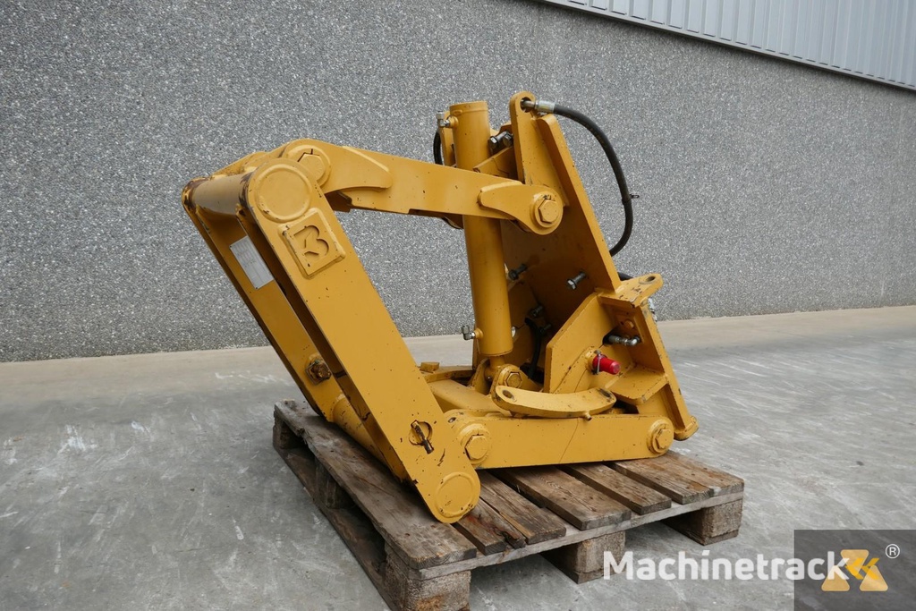 Caterpillar 140M Front lift