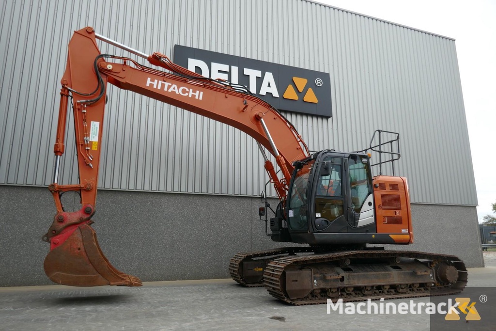 Hitachi ZX225USLC-6