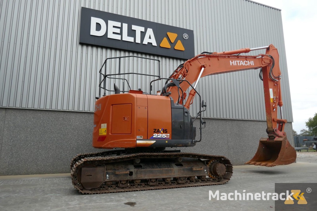 Hitachi ZX225USLC-6