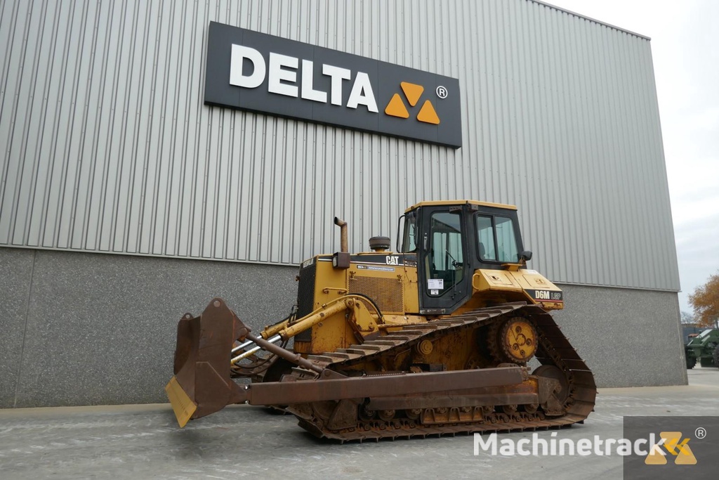 Caterpillar D6M LGP