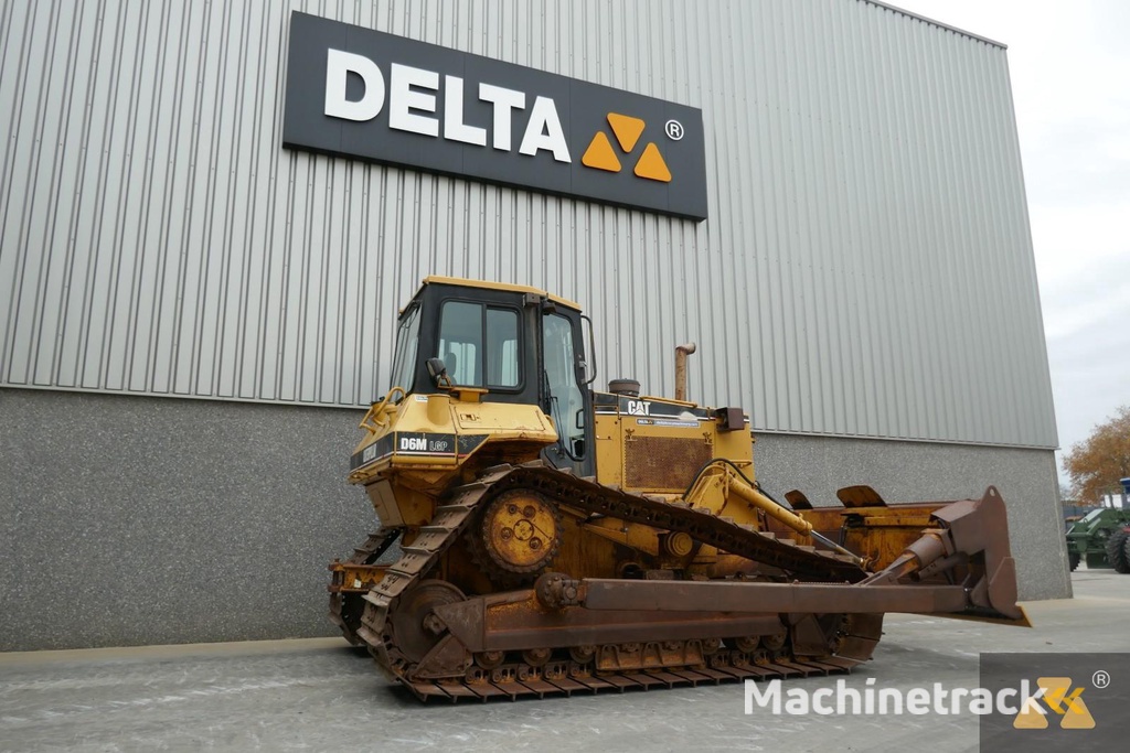 Caterpillar D6M LGP