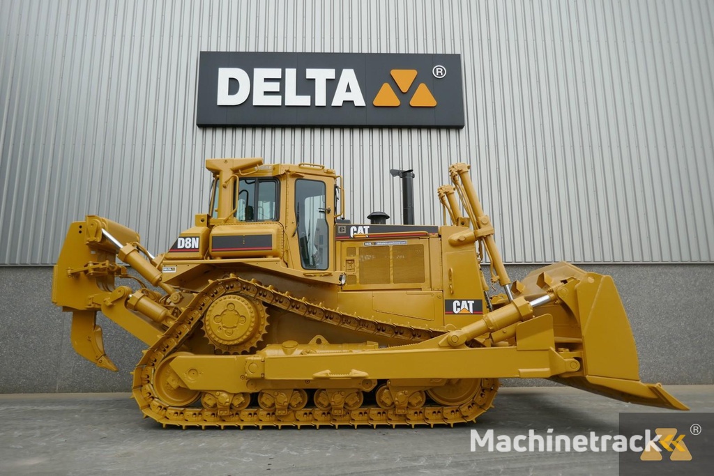 Caterpillar D8N