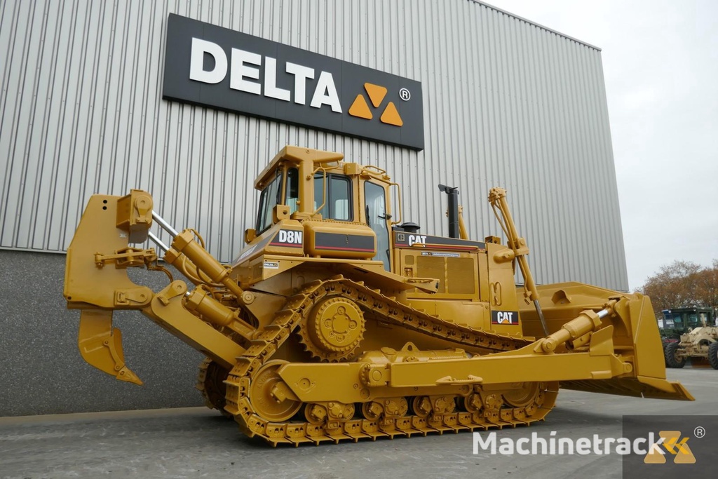 Caterpillar D8N