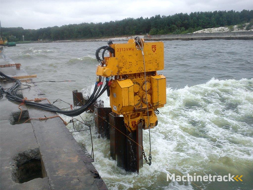 Used vibro hammer PVE 2312 VM to work on a crane or piling rig