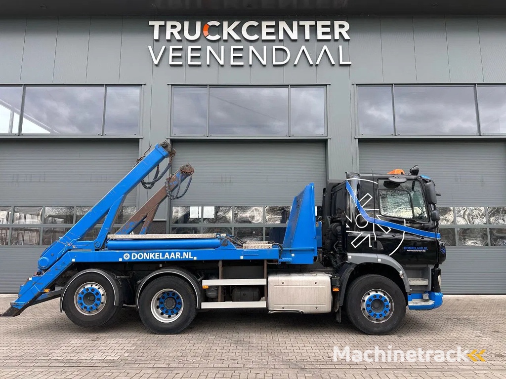 DAF CF 440 RECENT MOTOR VERVANGEN / BANDEN 90% / HYVA LIFT / STUUR EN LIFTAS