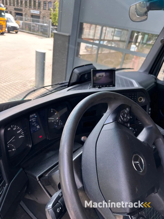 Mercedes-Benz Arocs Type motor 450 PK/ geïsoleerde Hyva kipper/ afdekkappen/ stuur/ liftas