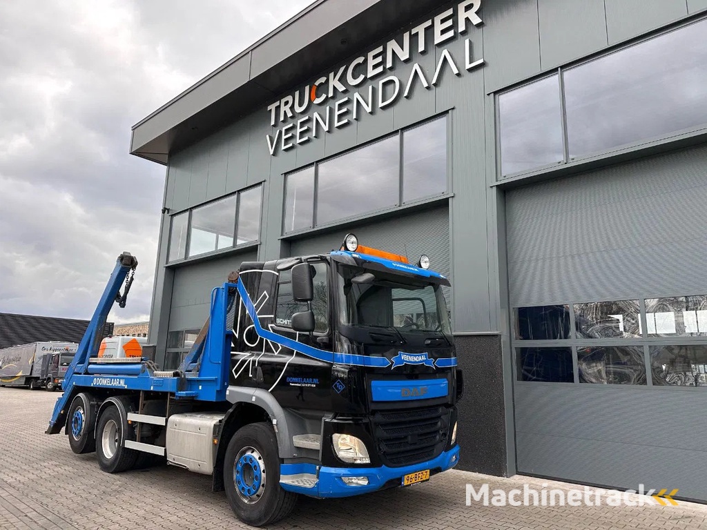 DAF CF 440 RECENT MOTOR VERVANGEN / BANDEN 90% / HYVA LIFT / STUUR EN LIFTAS