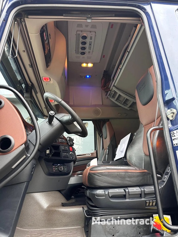 DAF XF 530 FAK met 30t Nch systeem/Intarder