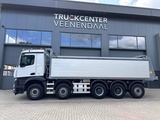 Minituur van Mercedes-Benz Arocs Type motor 450 PK/ geïsoleerde Hyva kipper/ afdekkappen/ stuur/ liftas